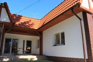 wejście do ośrodka wypoczynkowego